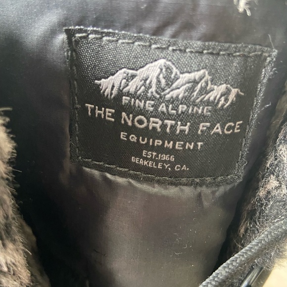 North Face Prima-loft Insulated Waterproof Winter Boots - Picture 3 of 7